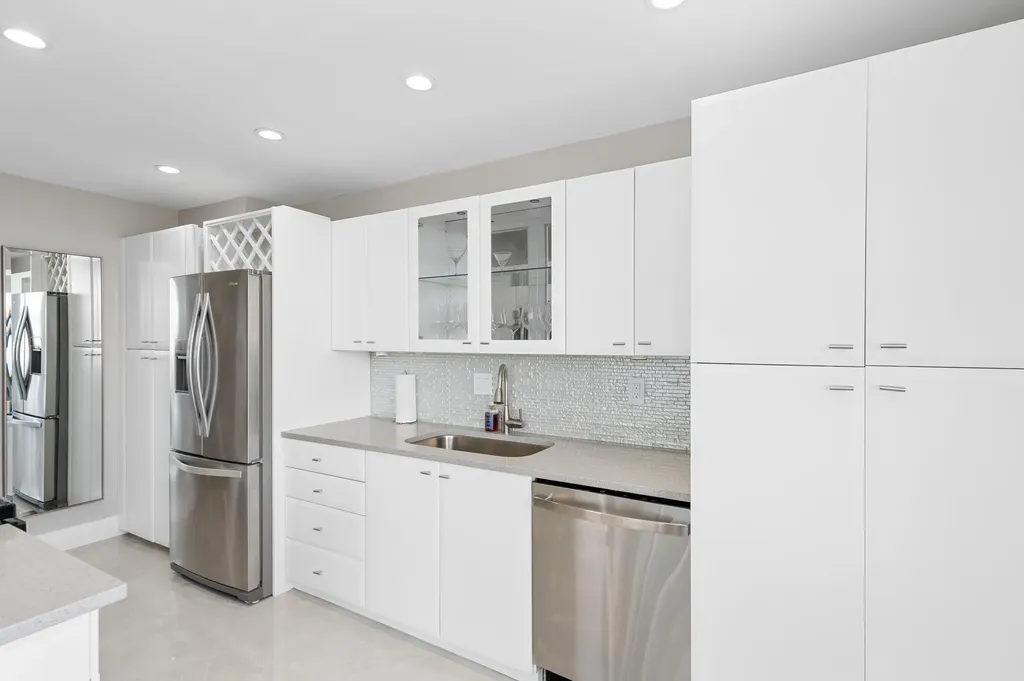 2800 E Sunrise Boulevard Fort Lauderdale FL 33304