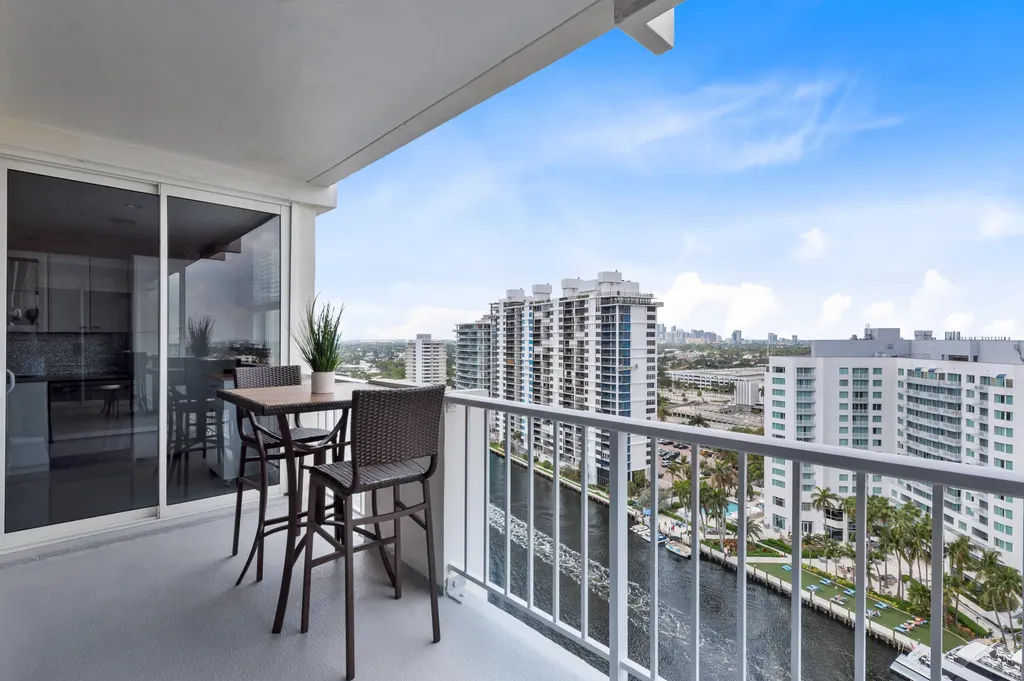2800 E Sunrise Boulevard Fort Lauderdale FL 33304