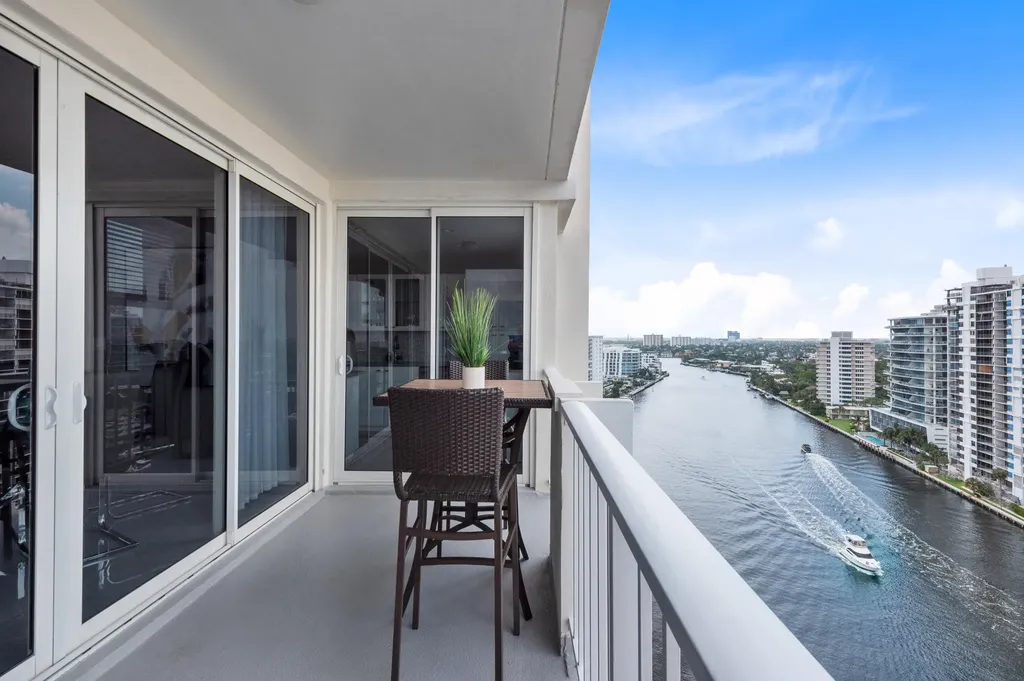2800 E Sunrise Boulevard Fort Lauderdale FL 33304