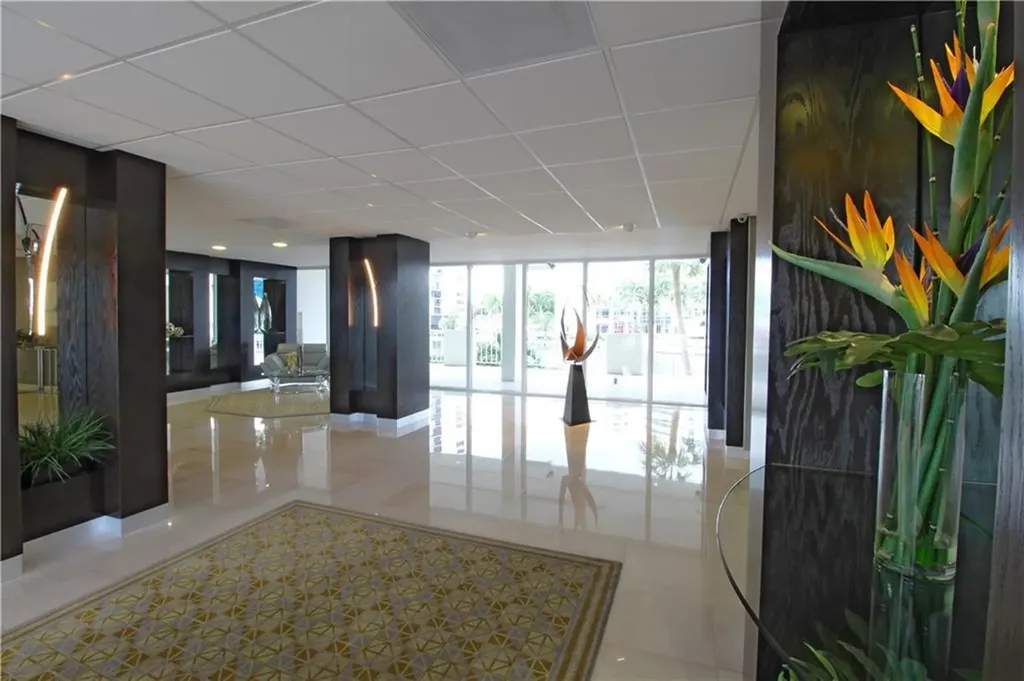 2800 E Sunrise Boulevard Fort Lauderdale FL 33304