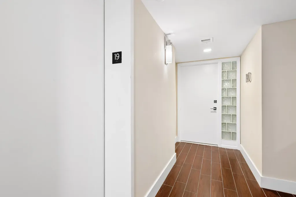 2800 E Sunrise Boulevard Fort Lauderdale FL 33304