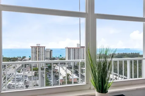 2800 E Sunrise Boulevard Fort Lauderdale FL 33304