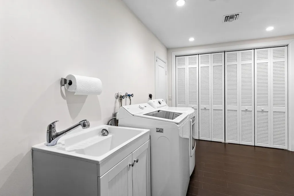 2401 Banyan Road Boca Raton FL 33432