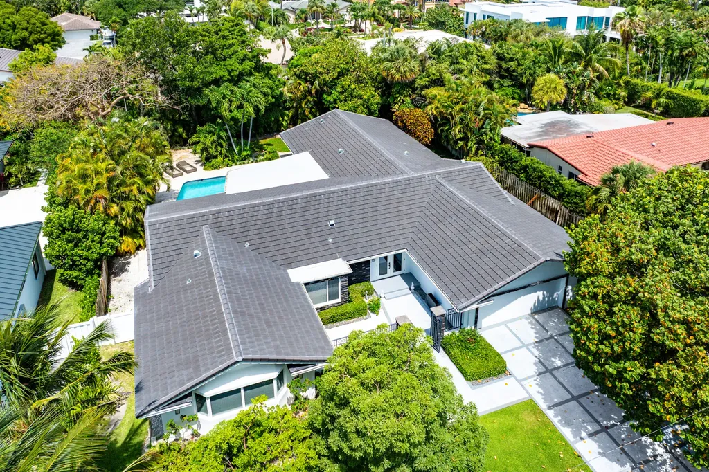 2401 Banyan Road Boca Raton FL 33432