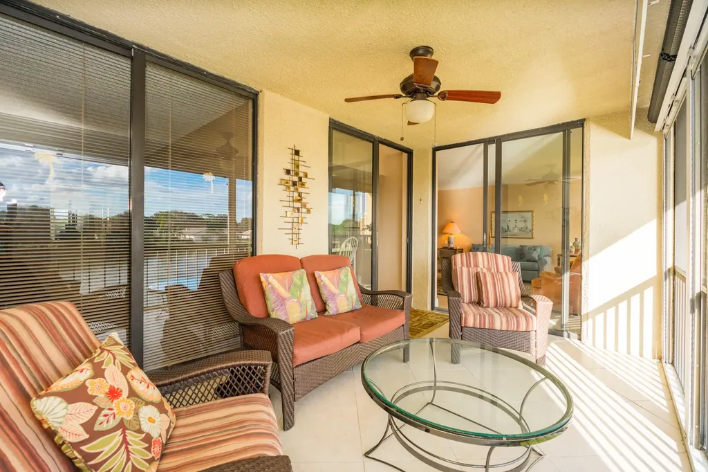 5188 Woodland Lakes Drive Palm Beach Gardens FL 33418