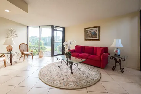 5188 Woodland Lakes Drive Palm Beach Gardens FL 33418
