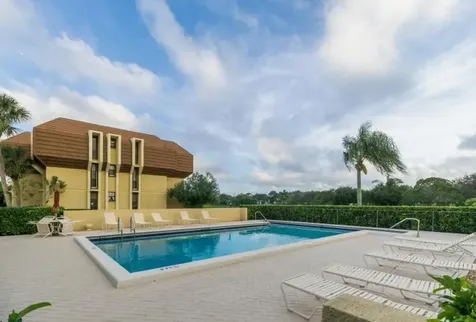 5188 Woodland Lakes Drive Palm Beach Gardens FL 33418