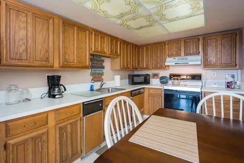 5188 Woodland Lakes Drive Palm Beach Gardens FL 33418