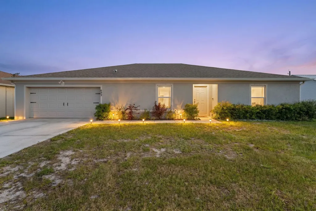692 SW Hamberland Avenue Port St Lucie FL 34953