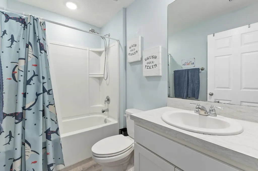 692 SW Hamberland Avenue Port St Lucie FL 34953