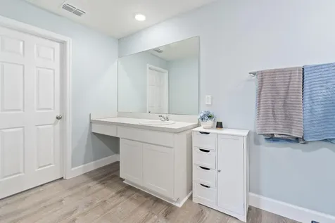 692 SW Hamberland Avenue Port St Lucie FL 34953