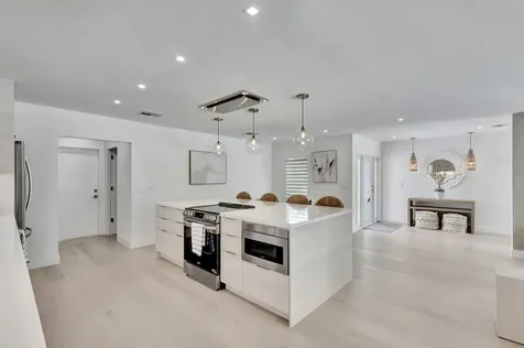 530 NW 14th Street Delray Beach FL 33444