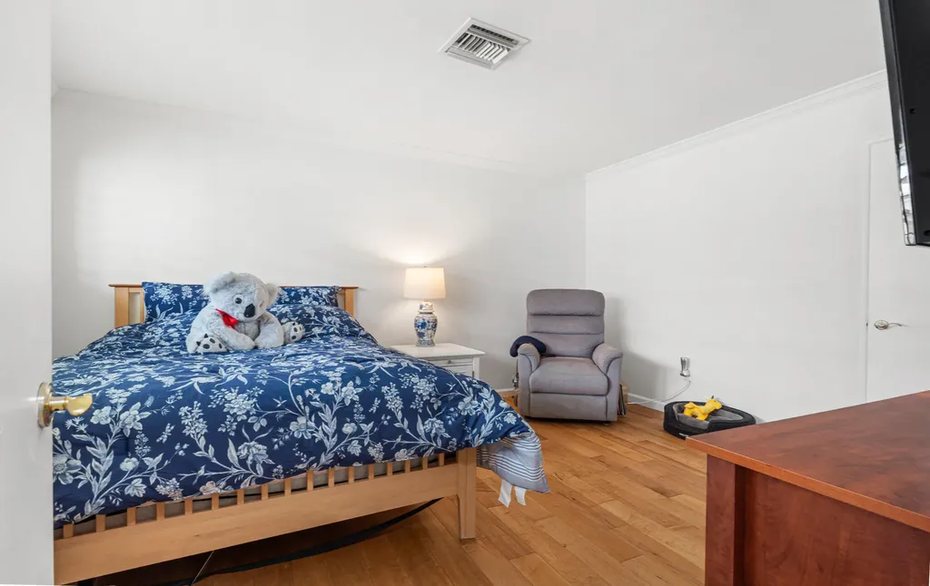 2110 NE 55th Street Fort Lauderdale FL 33308