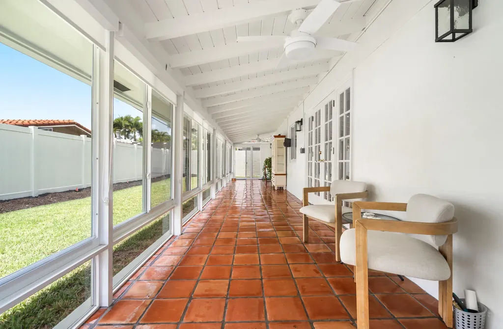 2110 NE 55th Street Fort Lauderdale FL 33308