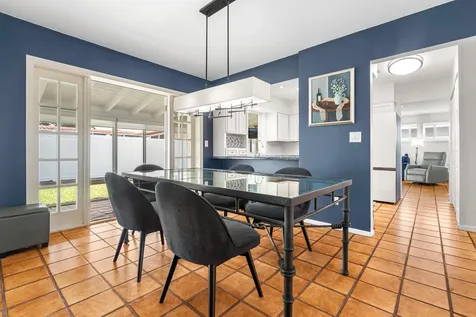 2110 NE 55th Street Fort Lauderdale FL 33308