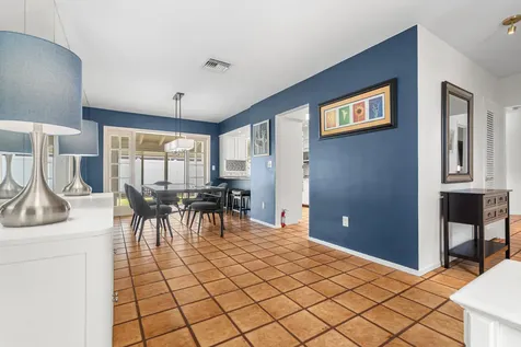 2110 NE 55th Street Fort Lauderdale FL 33308