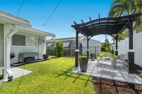2110 NE 55th Street Fort Lauderdale FL 33308