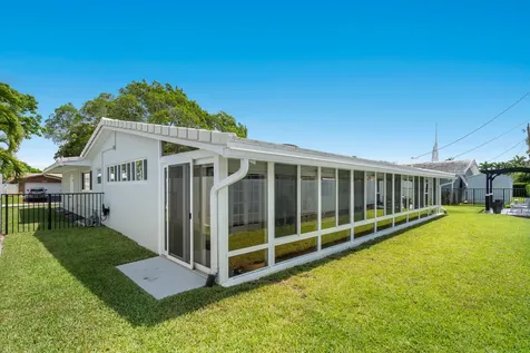 2110 NE 55th Street Fort Lauderdale FL 33308