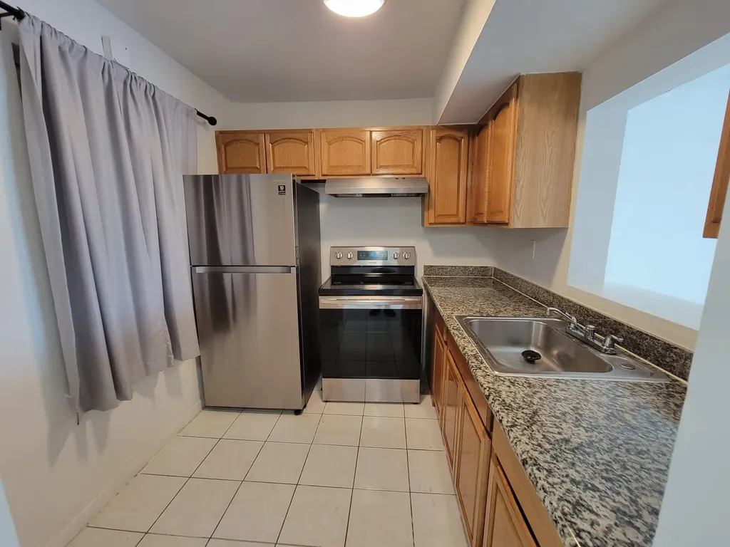 3700 NW 21st Street Lauderdale Lakes FL 33311