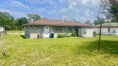 113 Hilton Drive Fort Pierce FL 34946