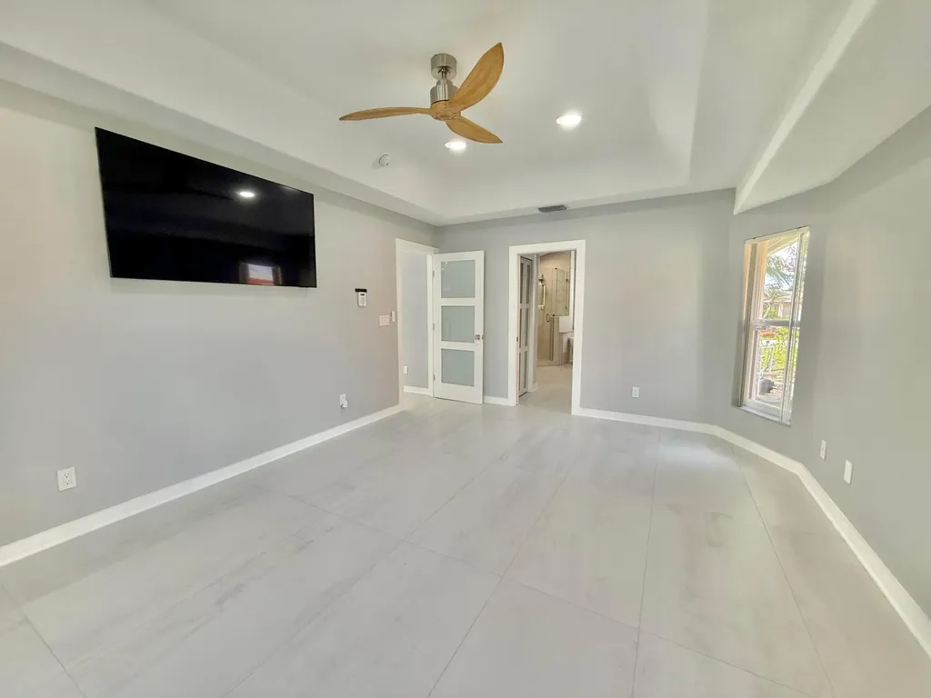1438 SE Griffin Terrace Port St Lucie FL 34952