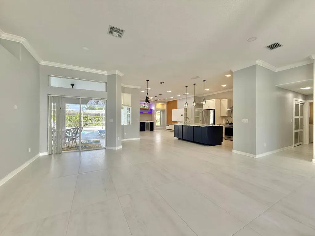 1438 SE Griffin Terrace Port St Lucie FL 34952