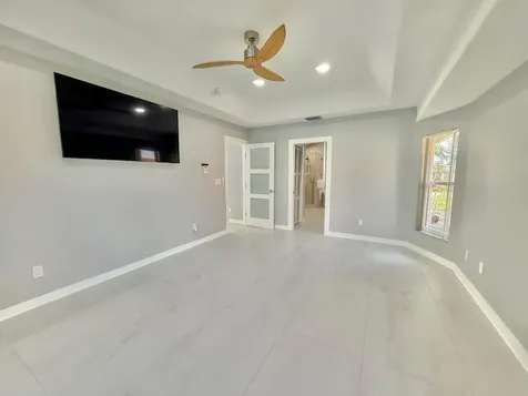 1438 SE Griffin Terrace Port St Lucie FL 34952