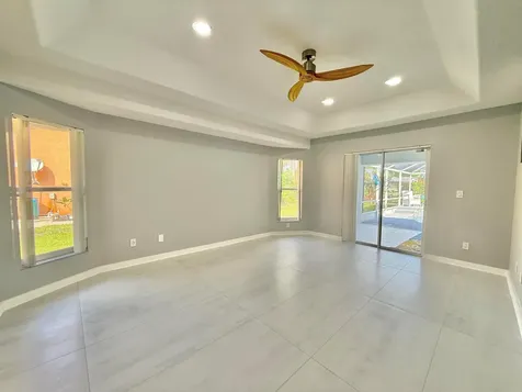 1438 SE Griffin Terrace Port St Lucie FL 34952
