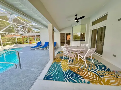 1438 SE Griffin Terrace Port St Lucie FL 34952