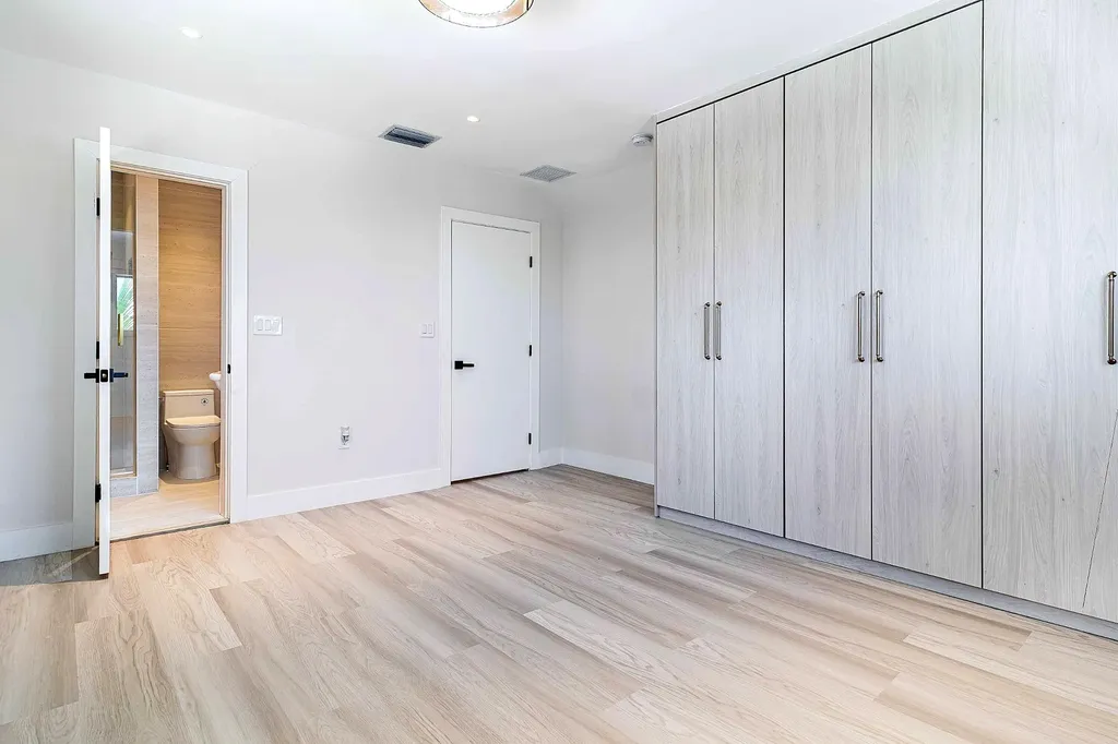 3341 NE 170th Street North Miami Beach FL 33160