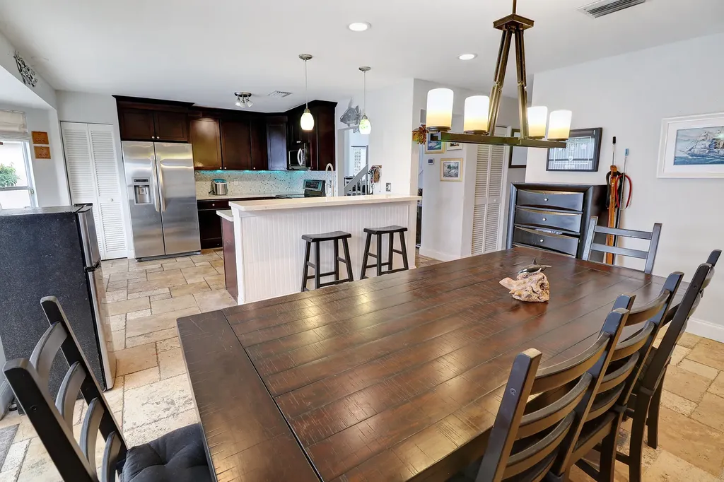 5220 NW 53rd Avenue Coconut Creek FL 33073