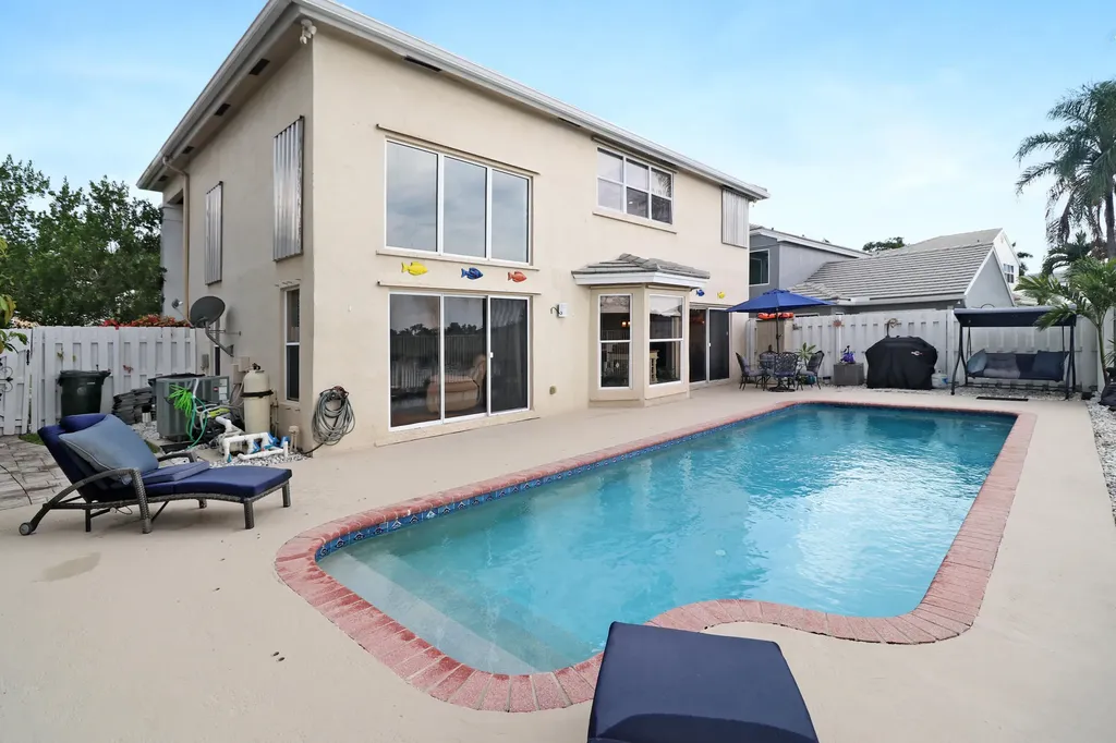 5220 NW 53rd Avenue Coconut Creek FL 33073