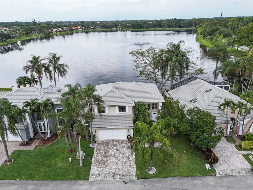 5220 NW 53rd Avenue Coconut Creek FL 33073