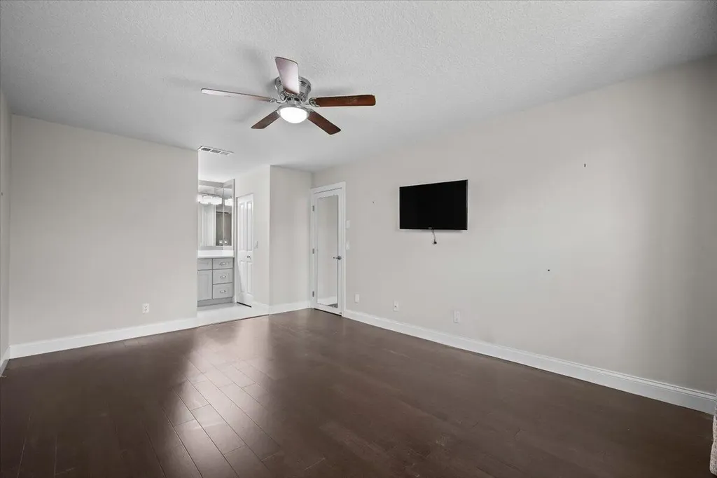 129 Moccasin Trail S Jupiter FL 33458