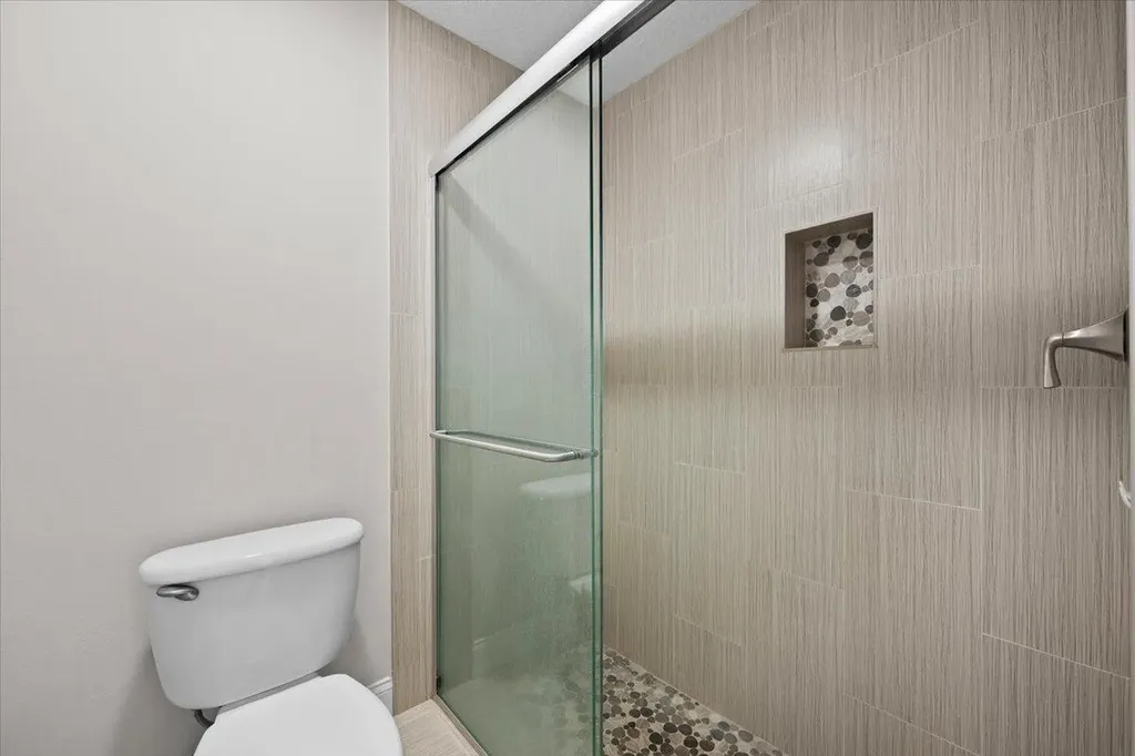 129 Moccasin Trail S Jupiter FL 33458