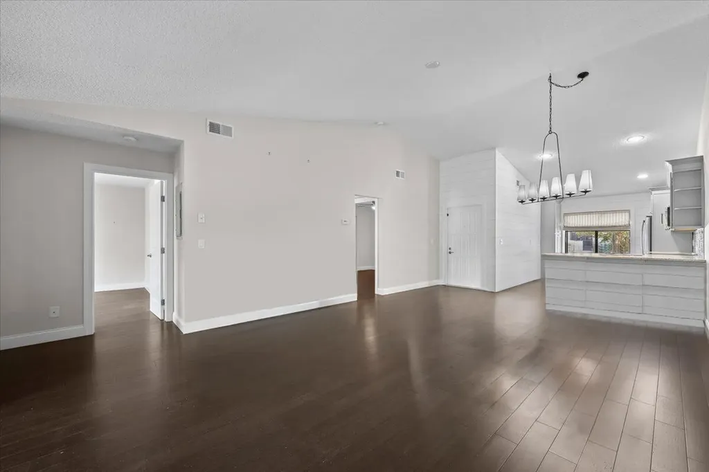 129 Moccasin Trail S Jupiter FL 33458