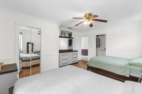 321 N 72nd Terrace Hollywood FL 33024
