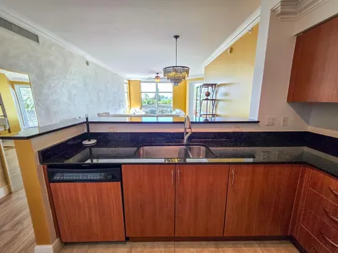 806 E Windward Way Lantana FL 33462