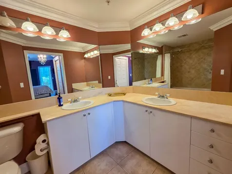 806 E Windward Way Lantana FL 33462