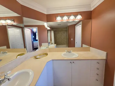 806 E Windward Way Lantana FL 33462