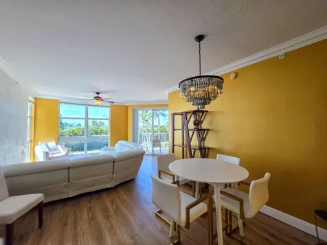 806 E Windward Way Lantana FL 33462