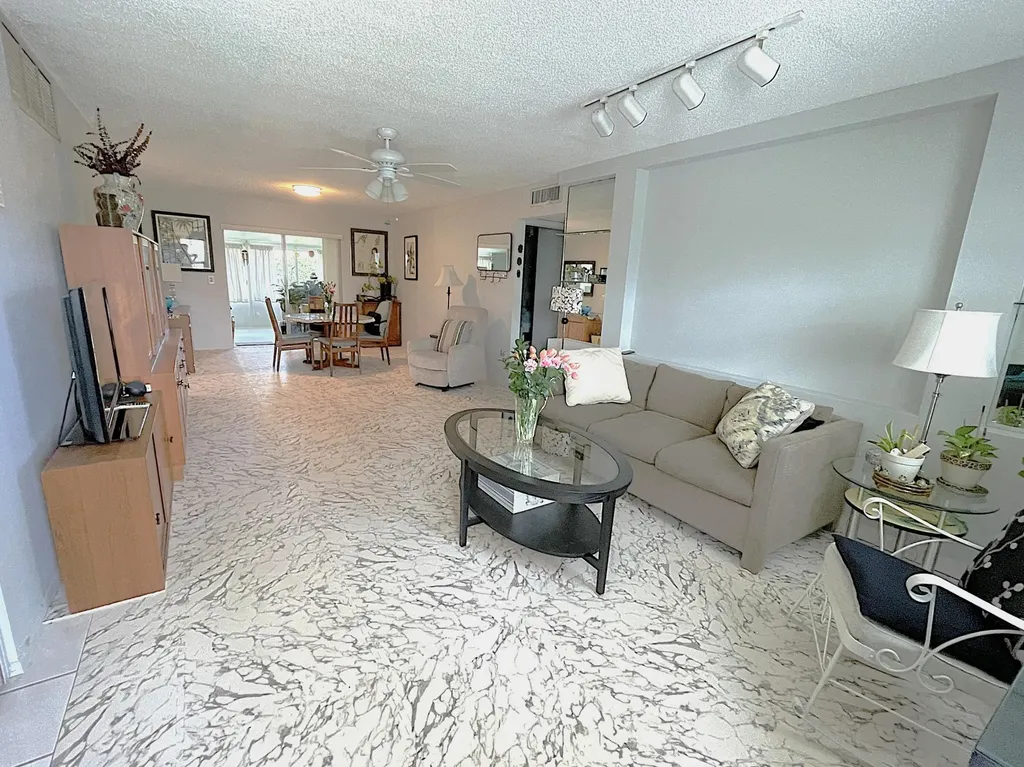 2431 Del Aire Boulevard Delray Beach FL 33445