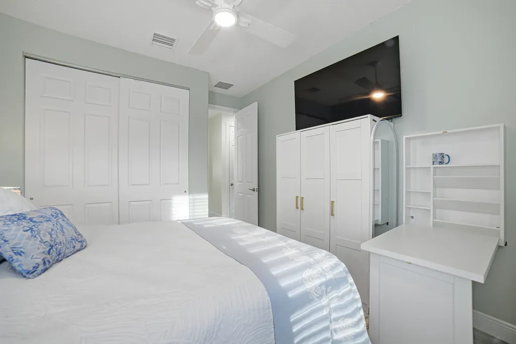 5775 NW Cahaba Street Port St Lucie FL 34986