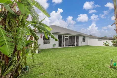 5775 NW Cahaba Street Port St Lucie FL 34986