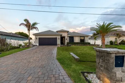 5775 NW Cahaba Street Port St Lucie FL 34986