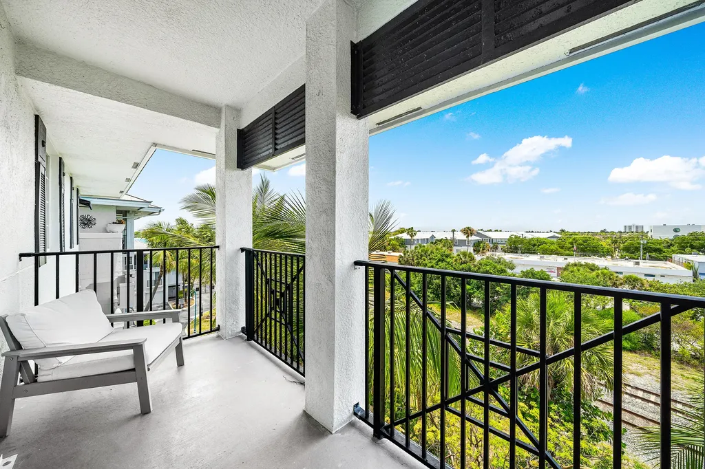 255 NE 3rd Avenue Delray Beach FL 33444