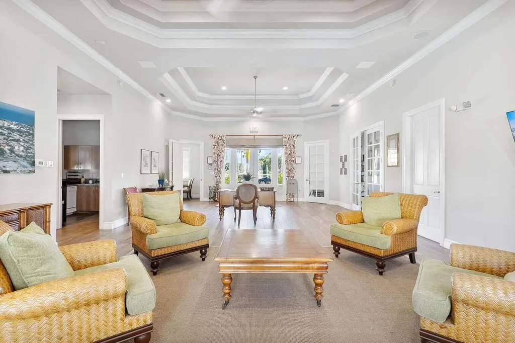 255 NE 3rd Avenue Delray Beach FL 33444