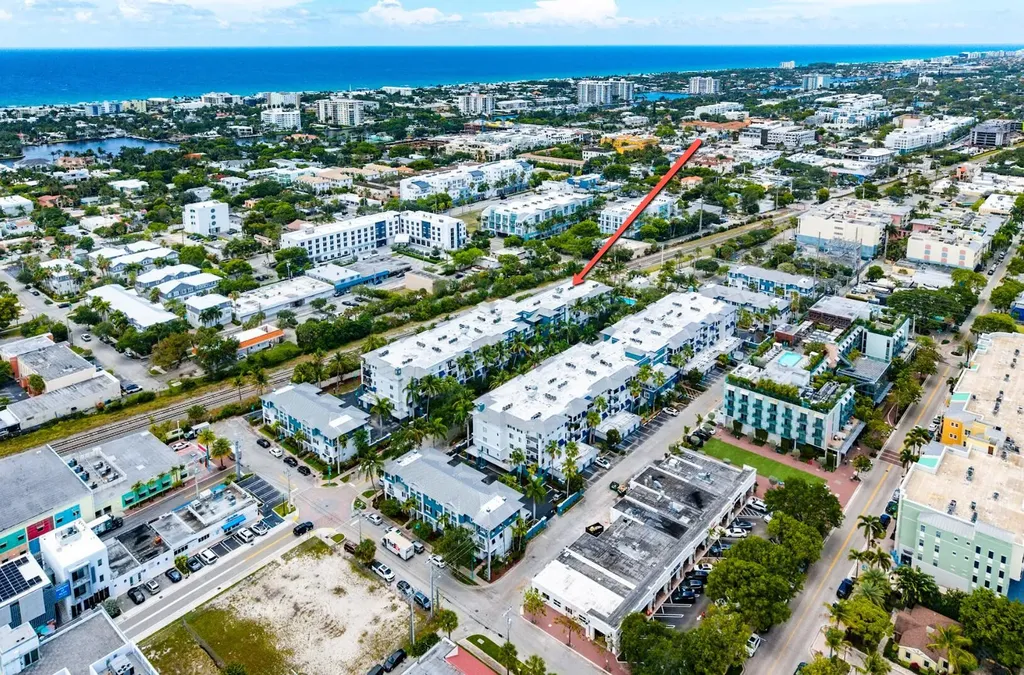 255 NE 3rd Avenue Delray Beach FL 33444