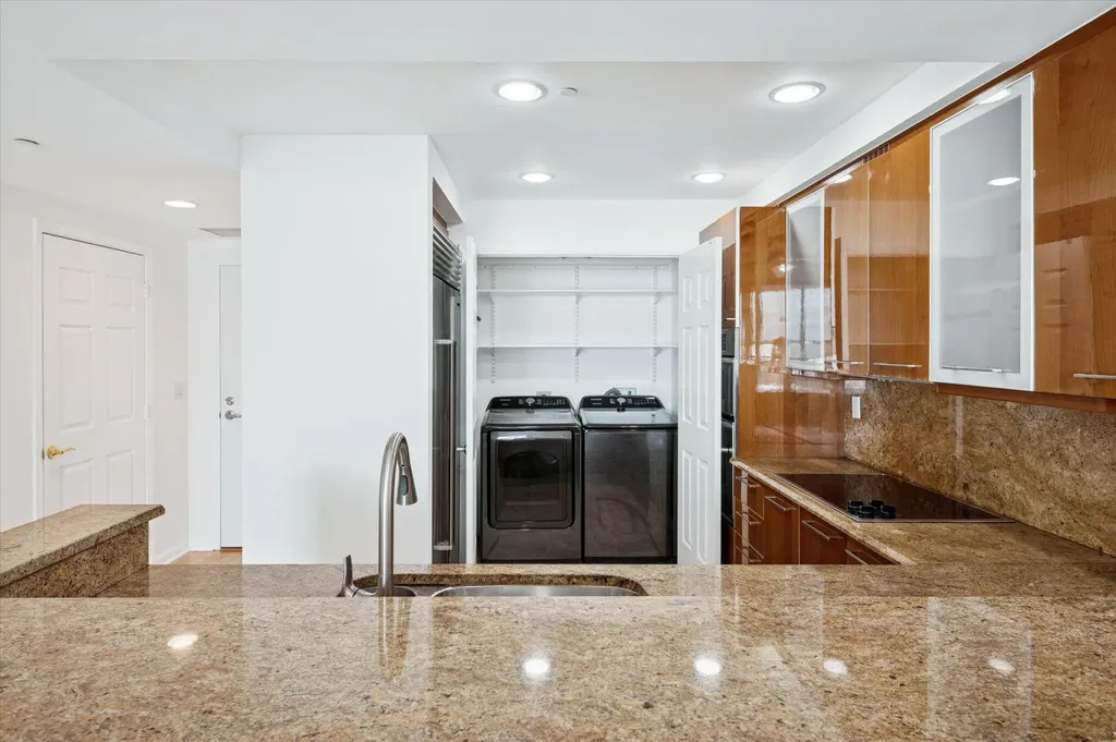 1819-A SE 17th Street Fort Lauderdale FL 33316