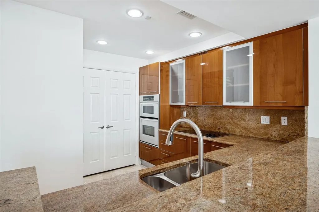 1819 SE 17th Street Fort Lauderdale FL 33316
